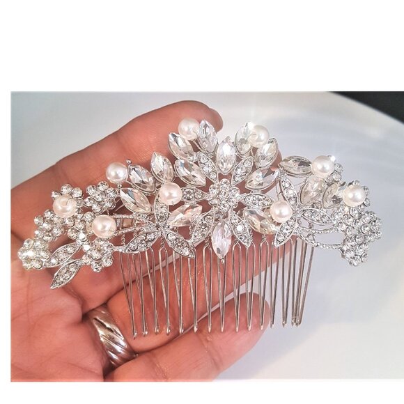 Bridal Wedding Silver Plated Austrian Crystal Faux Pearl Hair Comb - Picture 1 of 4
